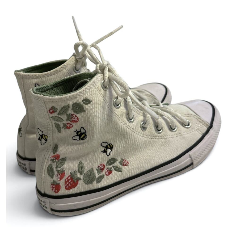 CONVERSE Chuck Taylor Embroidered Berries & Bees Shoes Cream Youth Size 3 325416 - Picture 8 of 13